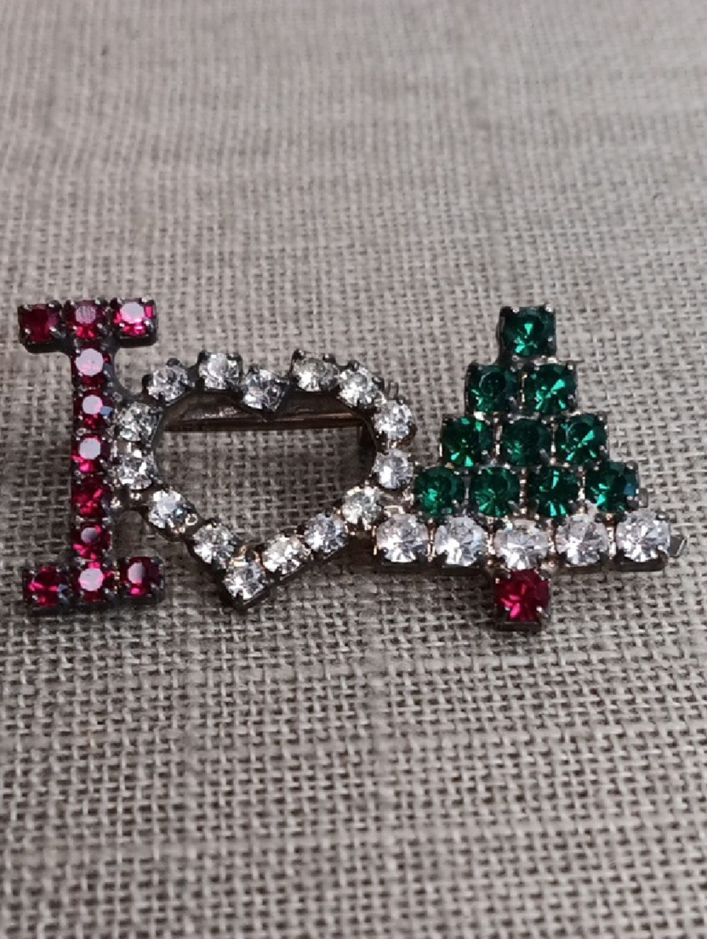 Vintage Green, Red and Clear Rhinestone 'I ♥ Tree' Christmas Brooch